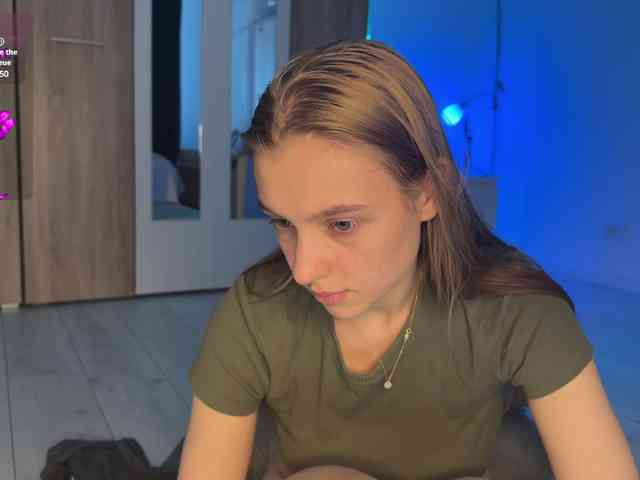 jucieLussie webcam