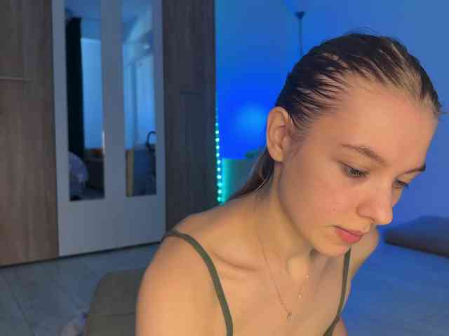 jucieLussie webcam
