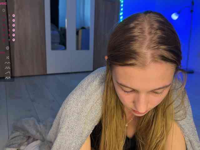 jucieLussie webcam