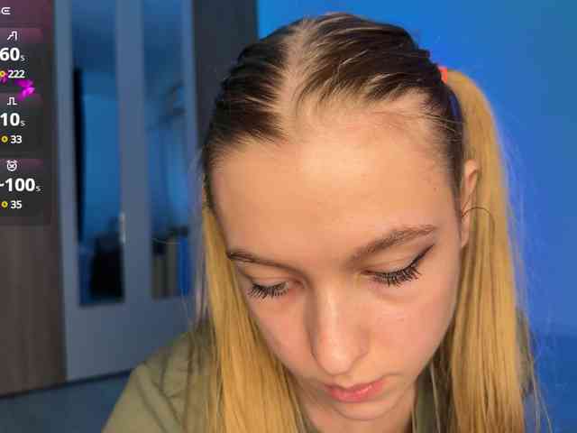 jucieLussie webcam