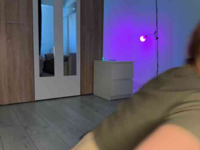 jucieLussie webcam