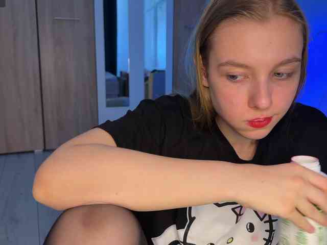 jucieLussie webcam