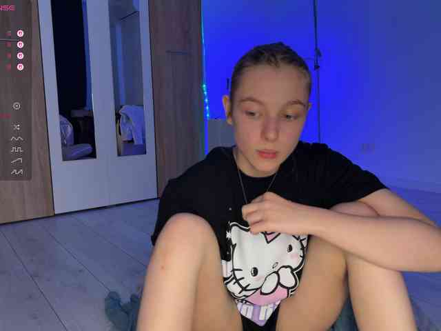 jucieLussie webcam