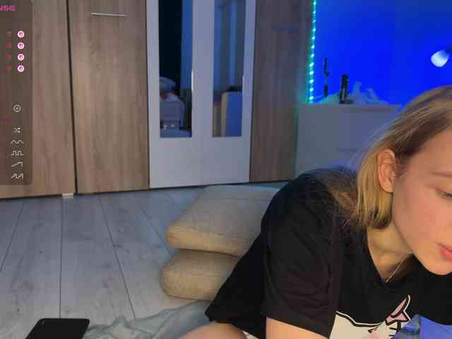 jucieLussie webcam