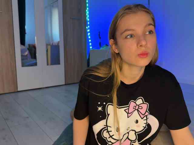 jucieLussie webcam