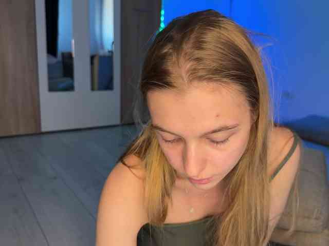 jucieLussie webcam