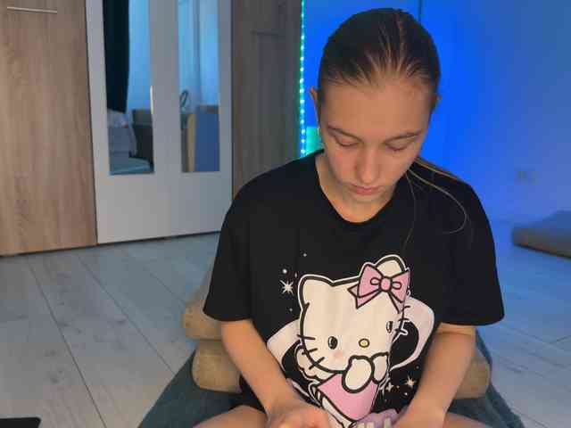 jucieLussie webcam