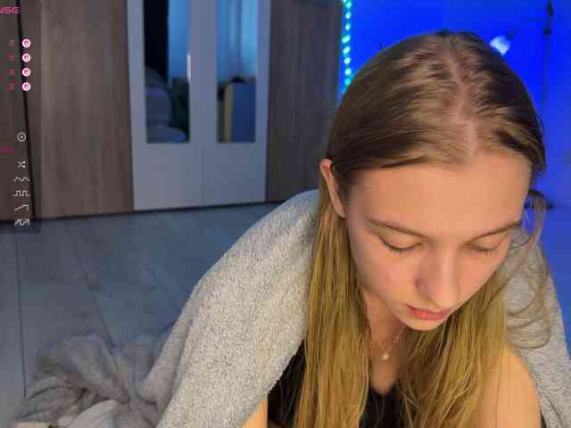 jucieLussie webcam