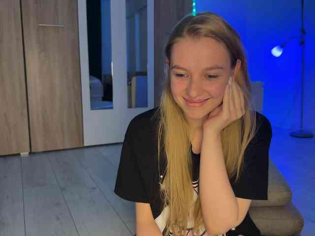 jucieLussie webcam