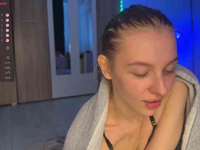 jucieLussie webcam