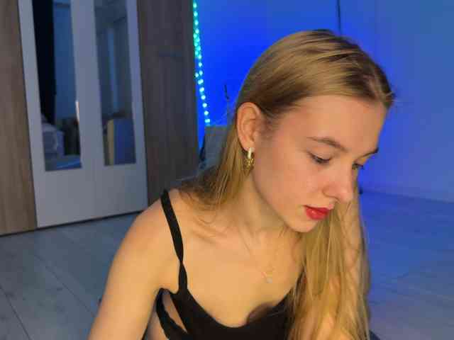 jucieLussie webcam