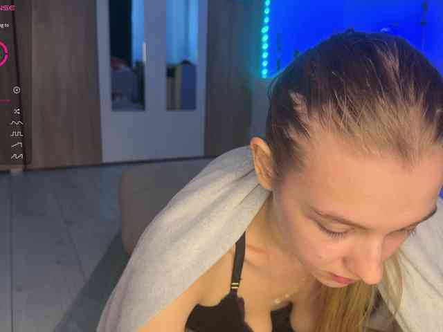jucieLussie webcam