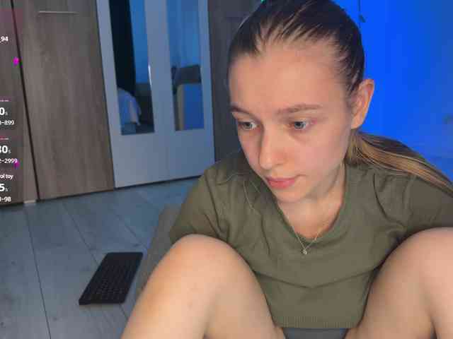 jucieLussie webcam