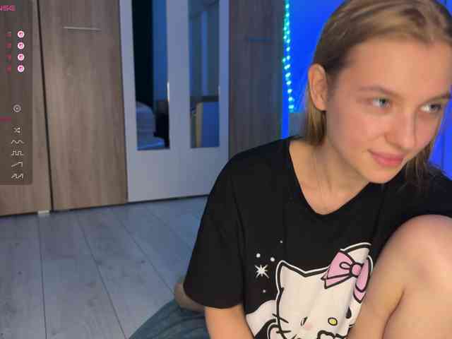 jucieLussie webcam