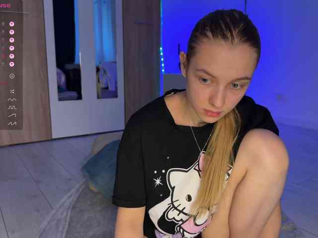 jucieLussie webcam