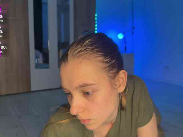 jucieLussie webcam