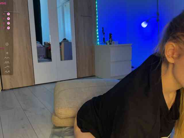 jucieLussie webcam