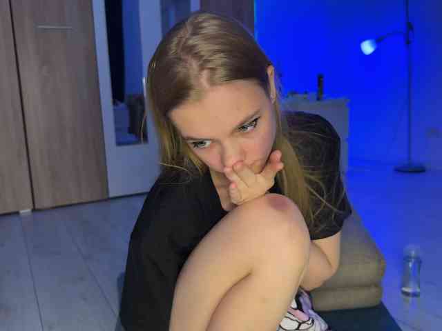jucieLussie webcam
