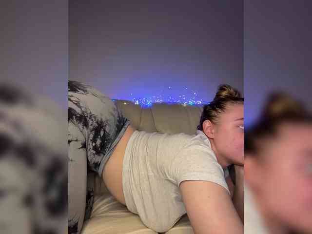 jucieLussie webcam