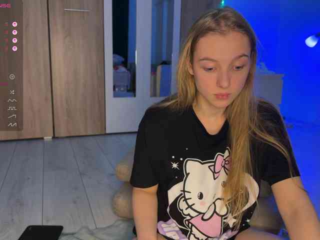 jucieLussie webcam