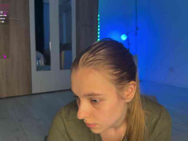 jucieLussie webcam