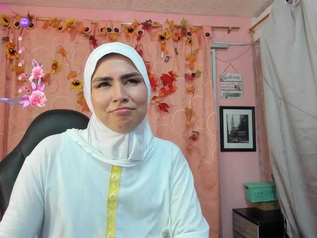 DarshaKhemu's BongaCams show and profile