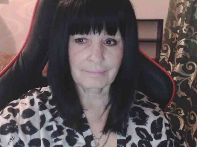 KatarinaGloss Live Webcam on BongaCams