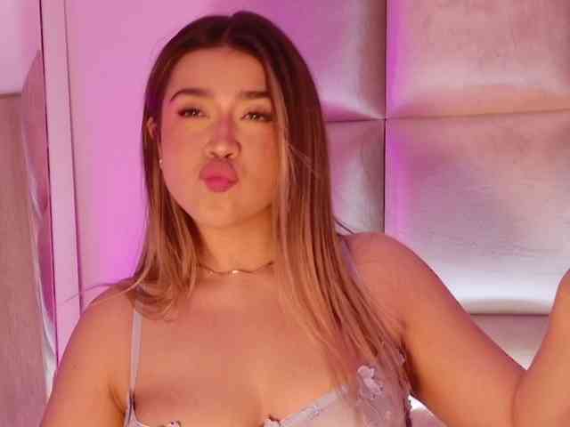Kassia-Rogers webcam