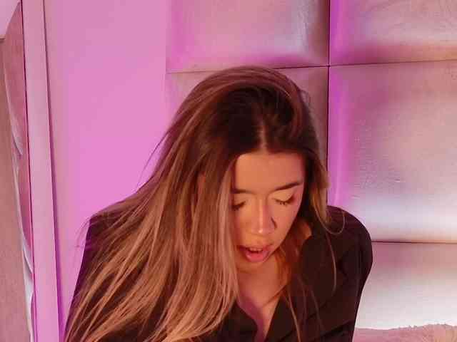 Kassia-Rogers webcam