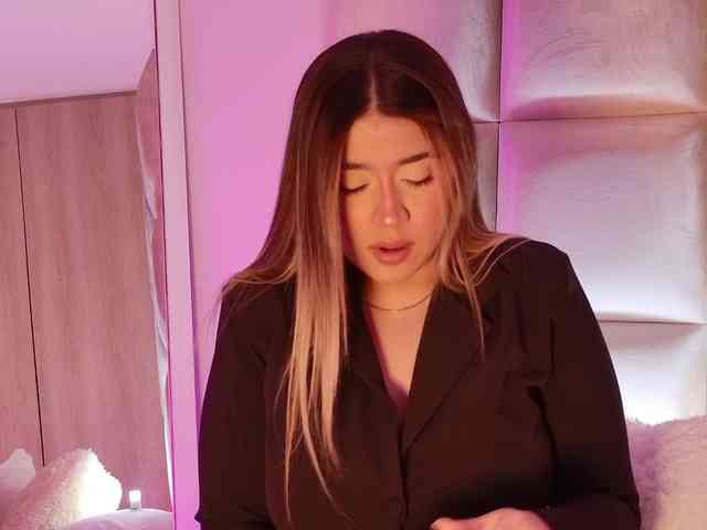 Kassia-Rogers webcam