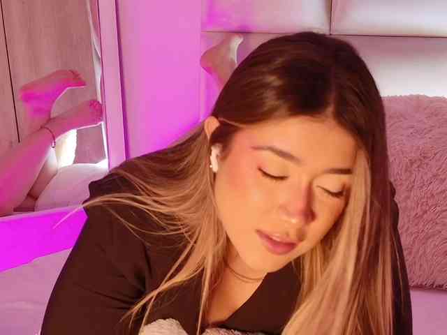 Kassia-Rogers webcam