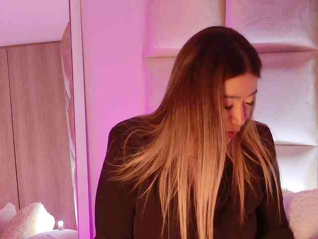 Kassia-Rogers webcam