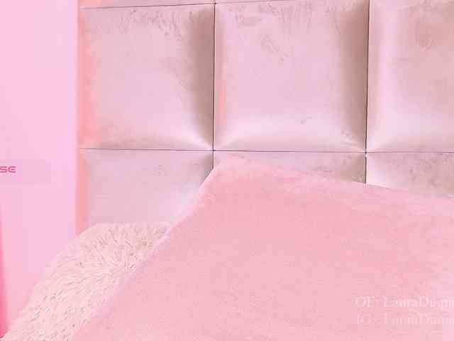 Kassia-Rogers webcam