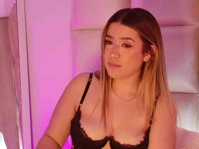 Kassia-Rogers webcam