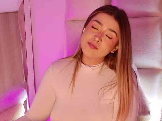 Kassia-Rogers webcam