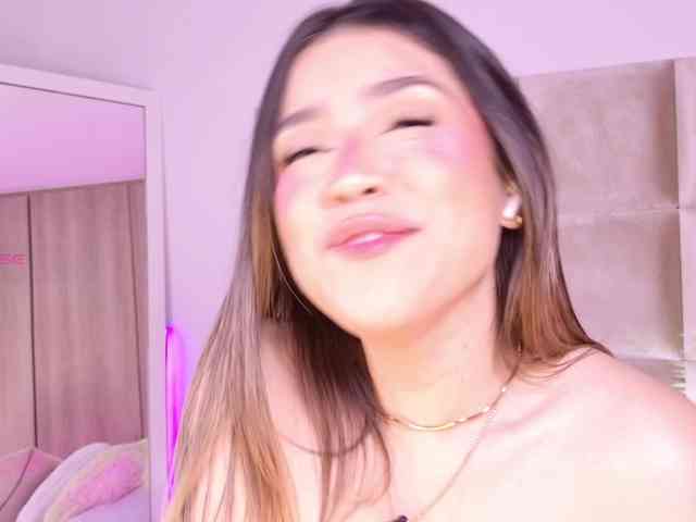 Kassia-Rogers Kassia-Rogers