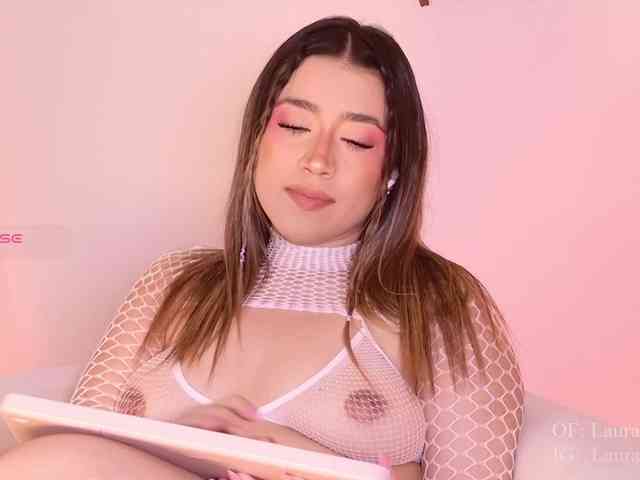 Kassia-Rogers webcam