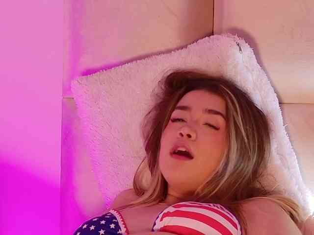 Kassia-Rogers webcam