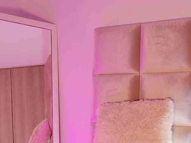 Kassia-Rogers webcam