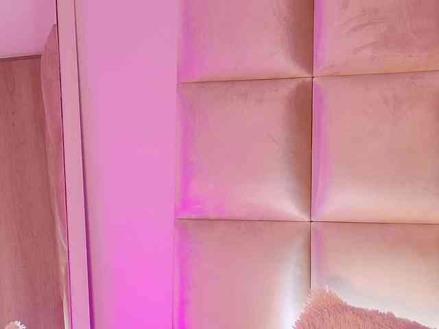 Kassia-Rogers webcam