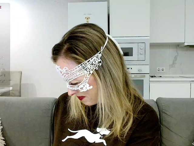 Yamajca's BongaCams show and profile