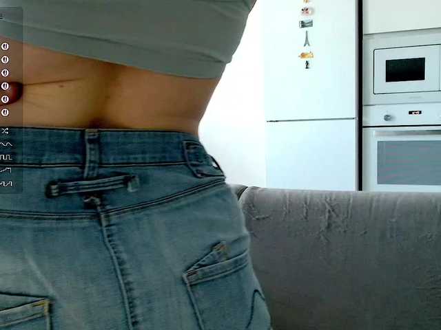 Yamajca's BongaCams show and profile