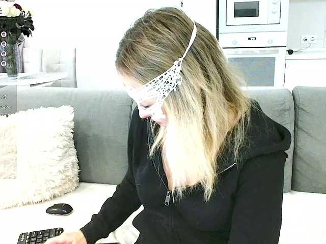 Yamajca's BongaCams show and profile