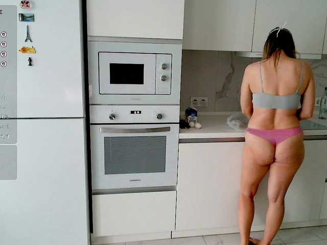 Yamajca's BongaCams show and profile