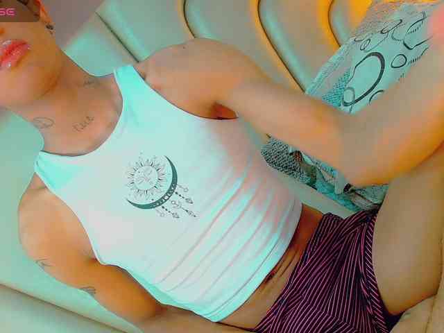 NinaCampbellx