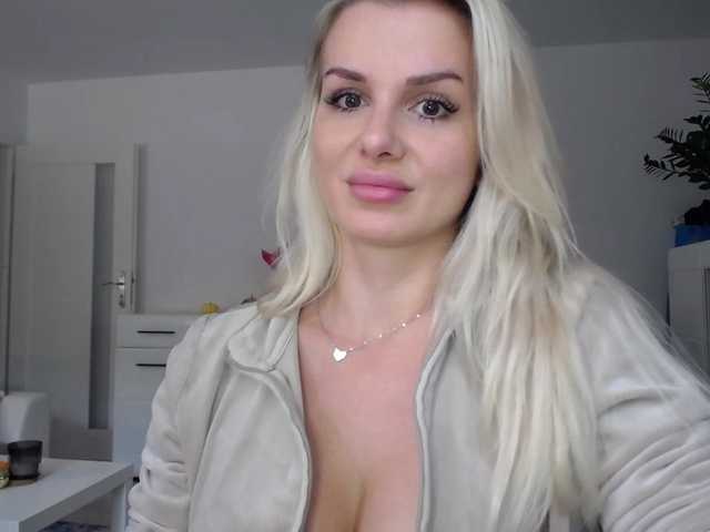 Cornelia22hot on BongaCams