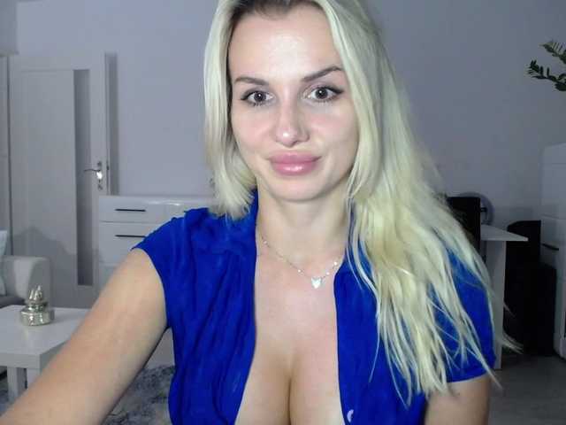 Cornelia22hot's BongaCams show and profile