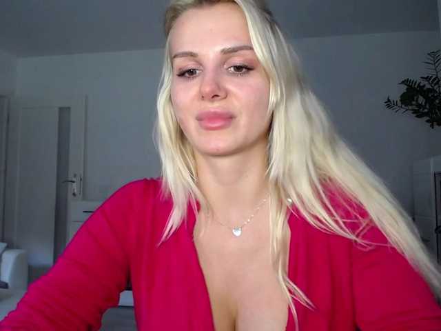 Webcam performer Cornelia22hot online show Cornelia22hot
