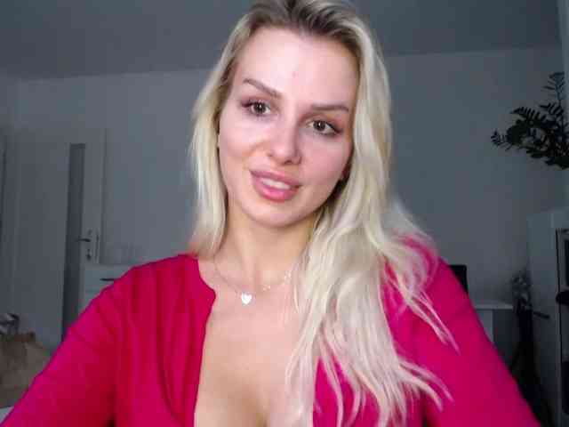 Cornelia22hot webcam