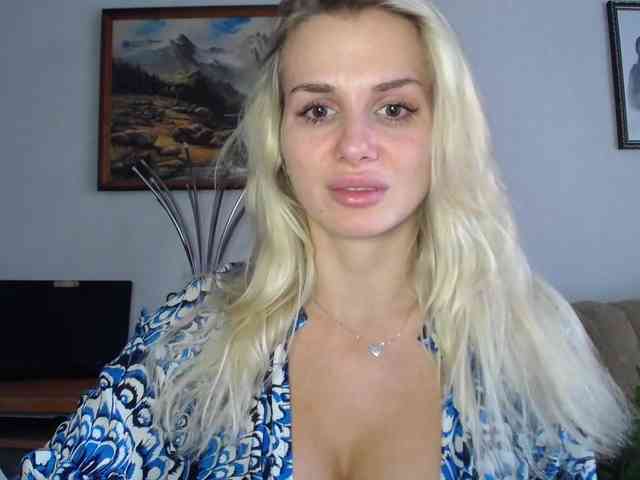 Cornelia22hot webcam